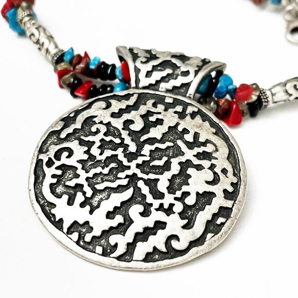 Chico’s Silver Textured Pendant Necklace - Picture 3 of 9